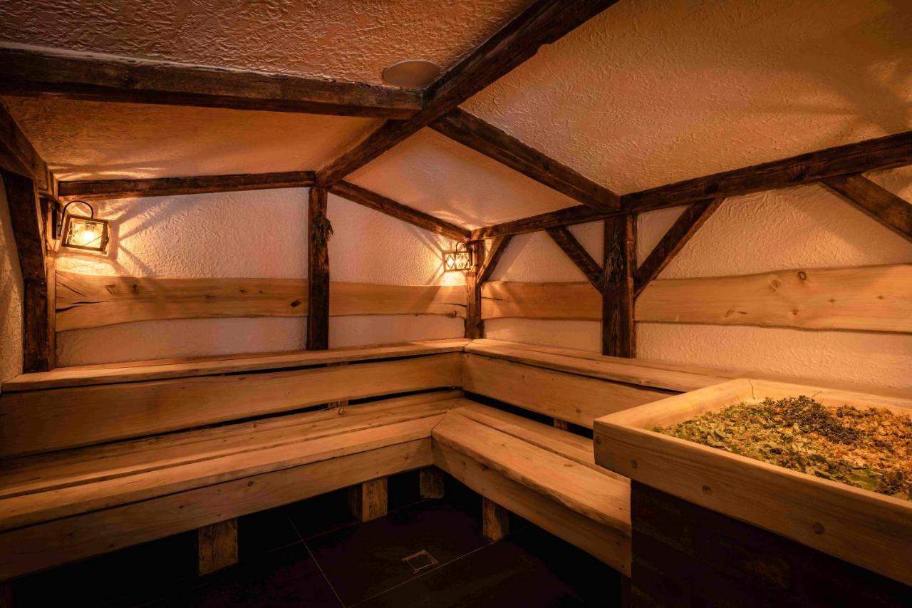 Wellness Hotel Ondrasuv Dvur Bila  Exterior foto